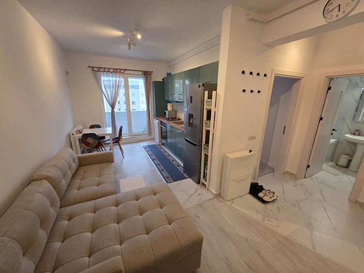Apartament cu 2 camere semidecomandat în Chiajna