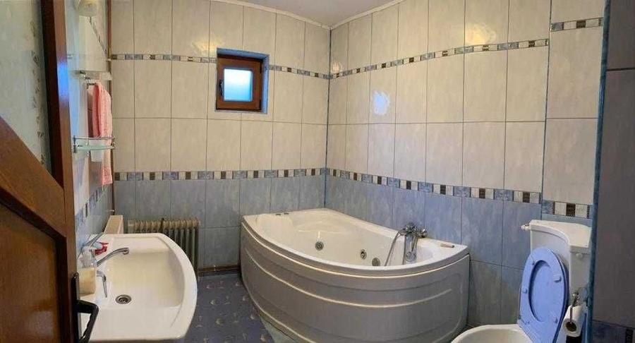 Casă cu 4 camere în Gura Vitioarei