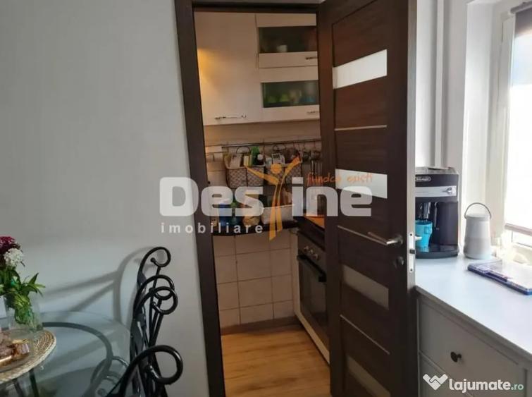 Apartament cu 3 camere decomandat în Bucovina