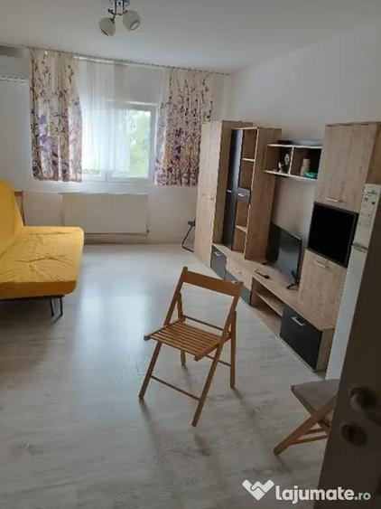 Garsonieră semidecomandată în Ozana