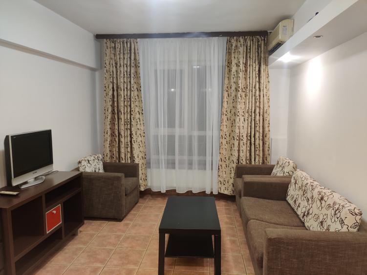 Apartament cu 2 camere semidecomandat, mobilat în Centrul Istoric