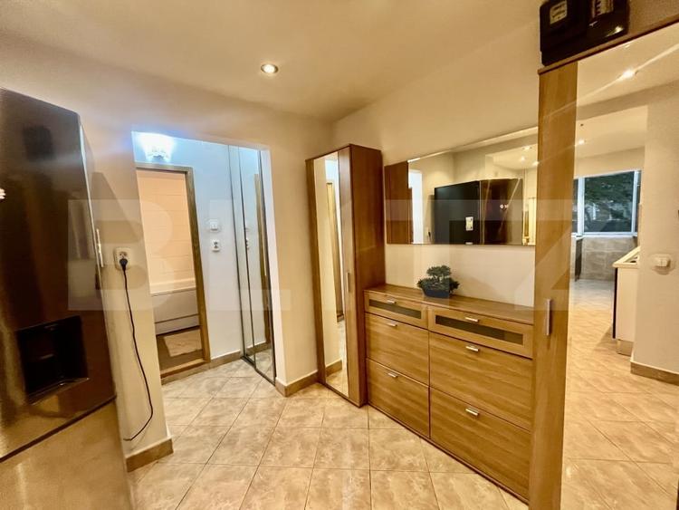 Apartament cu 2 camere decomandat, mobilat în Dacia