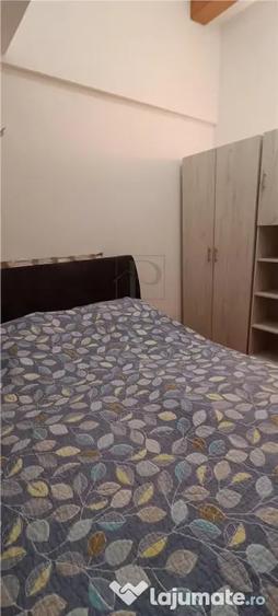 Apartament cu 4 camere decomandat în Aradului