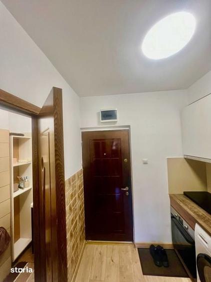 Garsonieră în 13 Decembrie