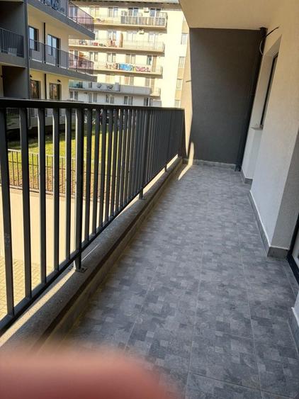 Apartament cu 2 camere decomandat în Florești