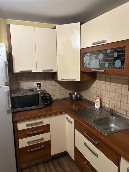 Casă individuală cu 4 camere cu Teren 500 Mp în Malu Mare