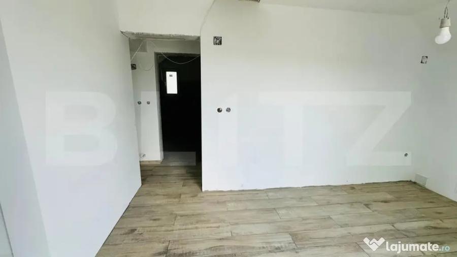 Casă cu 3 camere cu Teren 300 Mp în Central