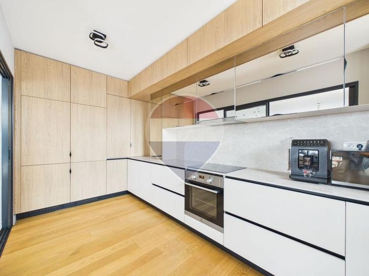 Apartament cu 4 camere decomandat, mobilat în Herăstrău