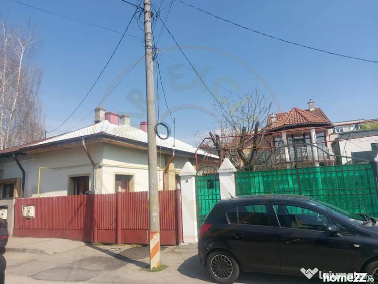 Casă cu 3 camere cu Teren 126 Mp în Central