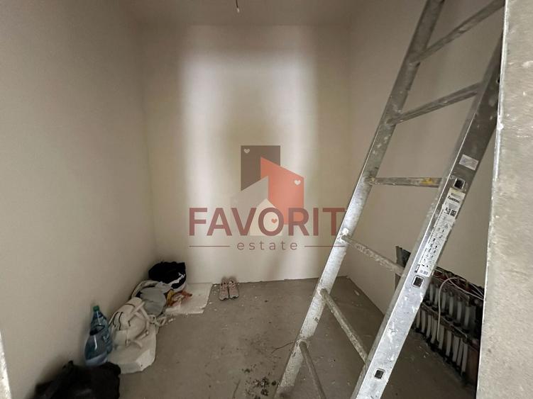 Duplex cu 5 camere cu Canalizare în Săcălaz