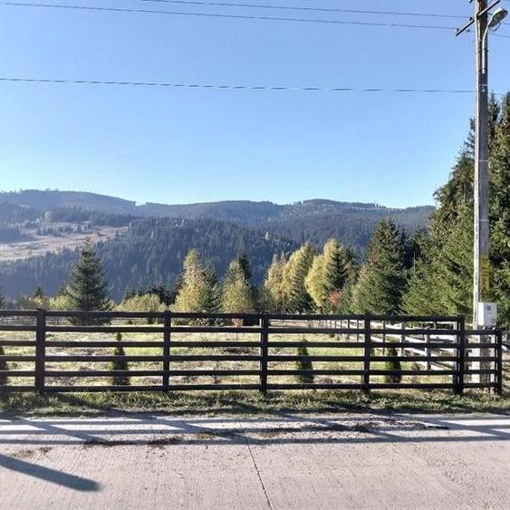 Teren Construcții intravilan de 1000 mp, în Periferie