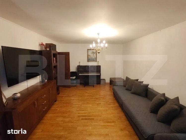 Apartament cu 3 camere în Aleea Trandafirilor
