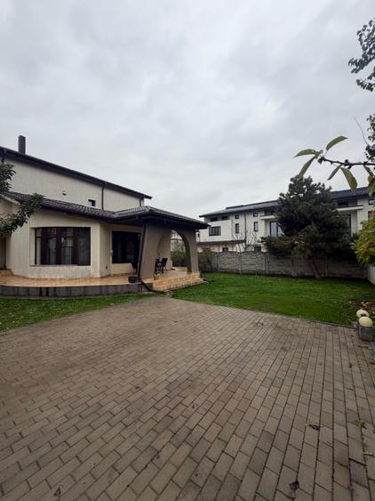 Casă individuală cu 4 camere cu Canalizare în Chiajna