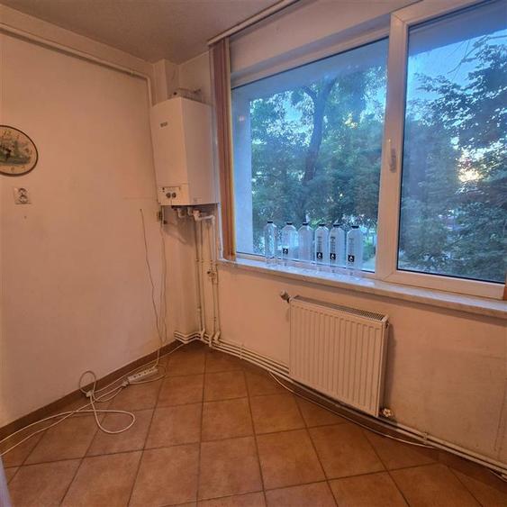 Apartament cu 2 camere semidecomandat în Piața Unirii