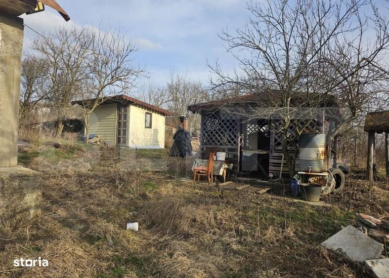 Casă cu 3 camere cu Teren 1000 Mp în Schitu Duca