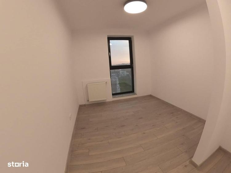 Apartament cu 4 camere în Lazu