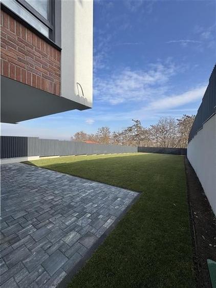 Duplex cu 5 camere cu Teren 612 Mp în Borhanci
