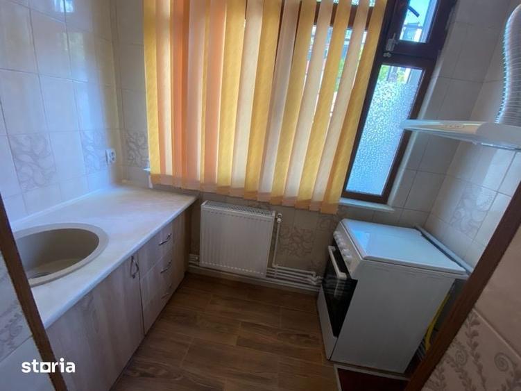 Apartament cu 2 camere decomandat în Spitalului