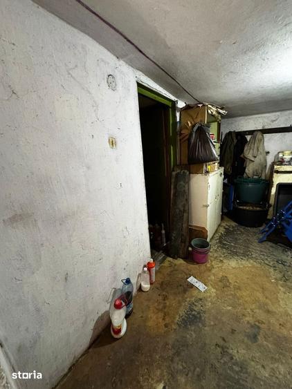 Casă cu 5 camere cu Teren 496 Mp în Sud