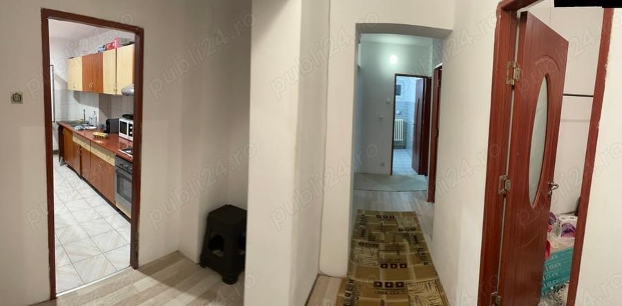 Apartament cu 4 camere decomandat în Păcurari