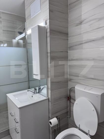Apartament cu 2 camere decomandat, mobilat în Republicii