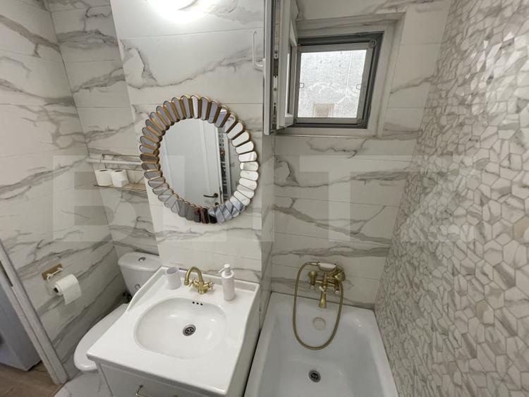 Apartament cu 3 camere decomandat, mobilat în Central