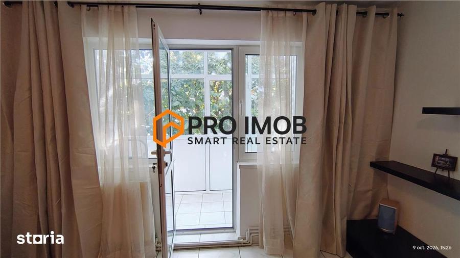 Apartament cu 2 camere semidecomandat, mobilat în Micro 3