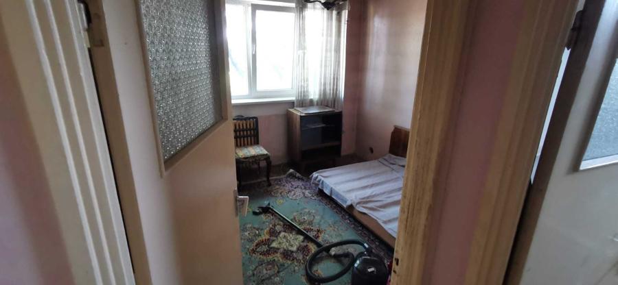 Apartament cu 2 camere semidecomandat în 1 Mai