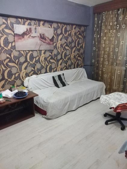 Apartament cu 2 camere semidecomandat în Crângași