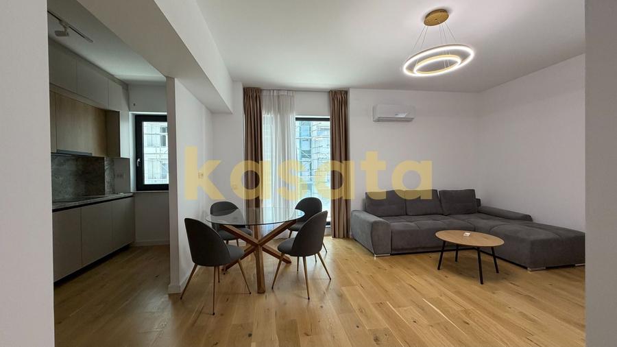 Apartament cu 3 camere decomandat, mobilat în Pipera