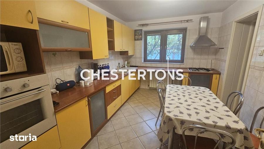 Casă cu 6 camere decomandat cu Teren 400 Mp în Chiajna