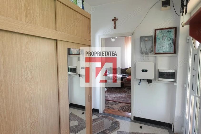 Casă cu 3 camere cu Teren 200 Mp în Central