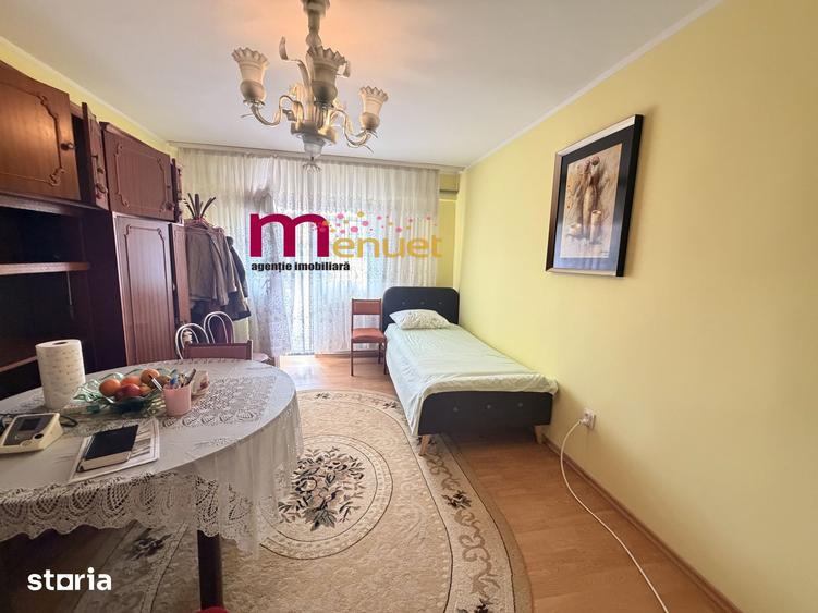 Apartament cu 2 camere decomandat în Central