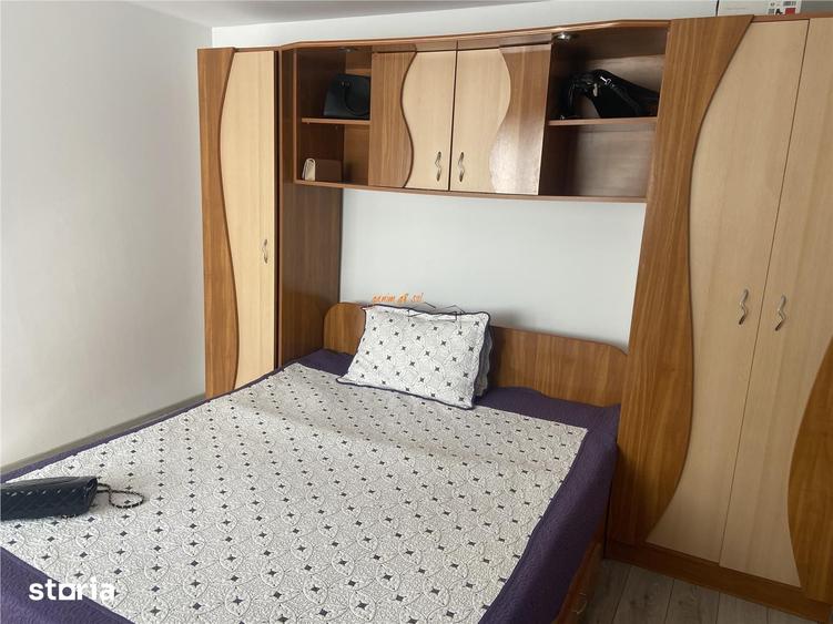 Casă cu 4 camere cu Teren 1287 Mp în Măicănești
