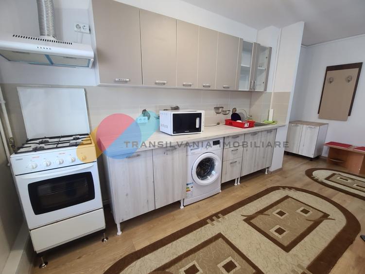Apartament cu 2 camere decomandat, mobilat în Zorilor