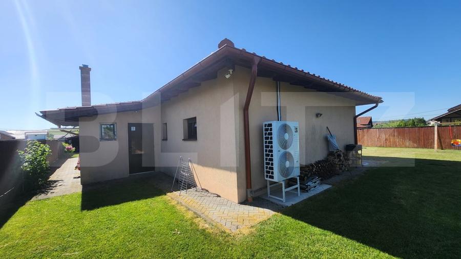 Casă individuală cu 5 camere cu Canalizare în Sângeorgiu de Mureș