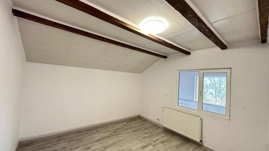 Casă cu 3 camere cu Teren 1397 Mp în Ștefănești