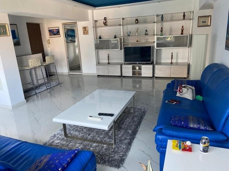 Apartament cu 3 camere decomandat, mobilat în Unirii