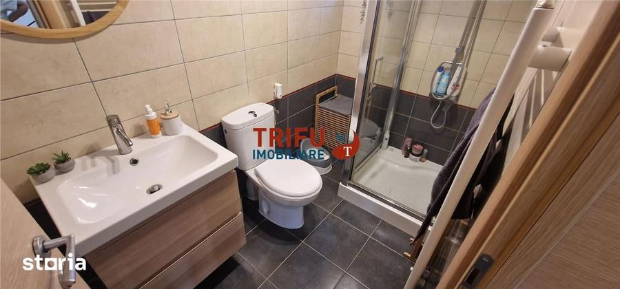 Casă cu 4 camere cu Teren 423 Mp în Central