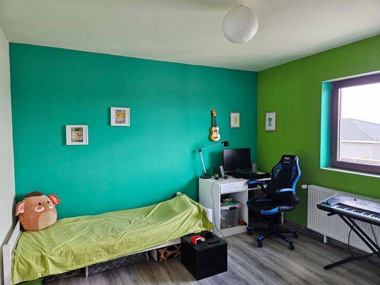 Casă individuală cu 5 camere cu Teren 605 Mp în Moșnița Nouă