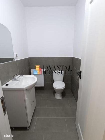 Spațiu comercial, de 1,000 mp, în Clinceni