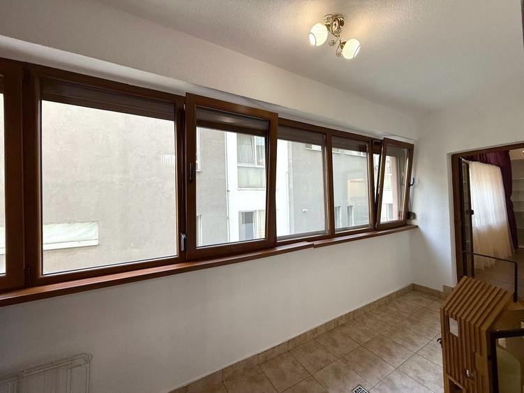 Apartament cu 3 camere în Herăstrău