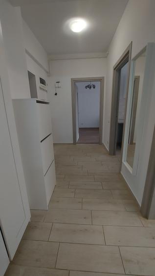 Apartament cu 2 camere decomandat în Sud-Vest