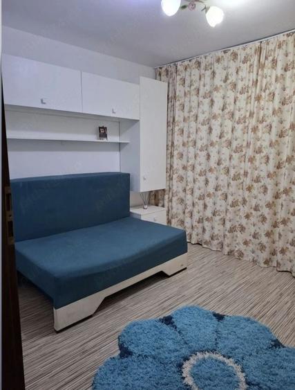 Închiriez apartament 2 camere - 3