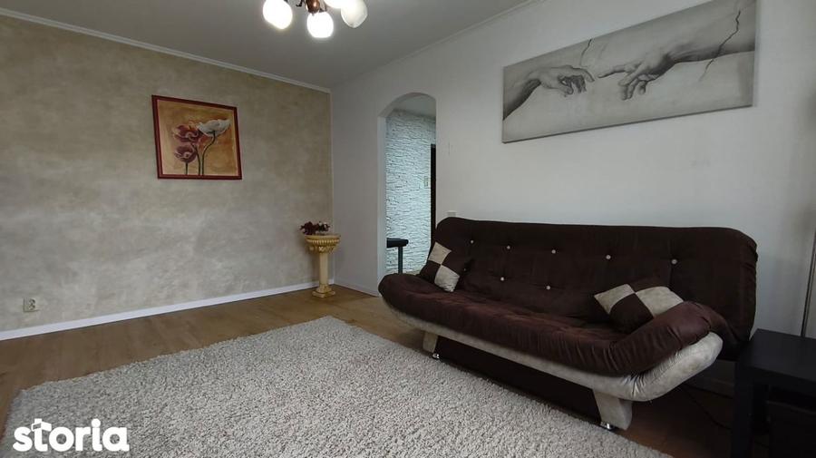 Apartament cu 2 camere în 22 Decembrie