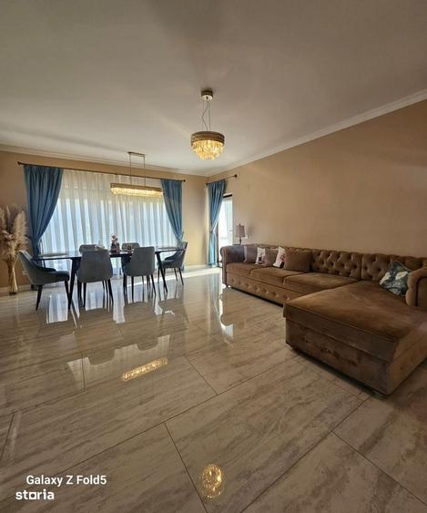 Casă cu 3 camere în Sântandrei