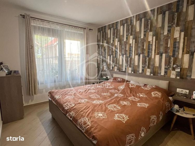 Casă cu 4 camere decomandat în Central