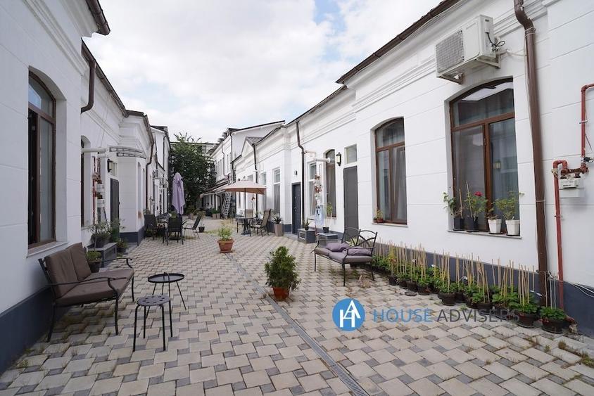 Apartament cu 2 camere semidecomandat, mobilat în Central