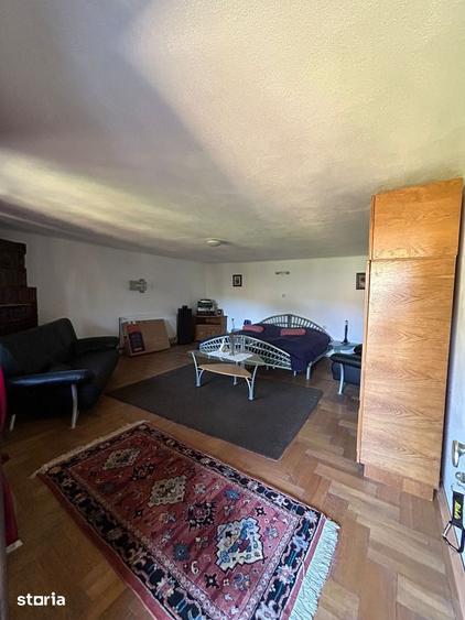 Casă cu 4 camere cu Teren 5146 Mp în Sălătrucu