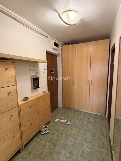 Ap 2 camere, etaj4, zona Vacanta Tur